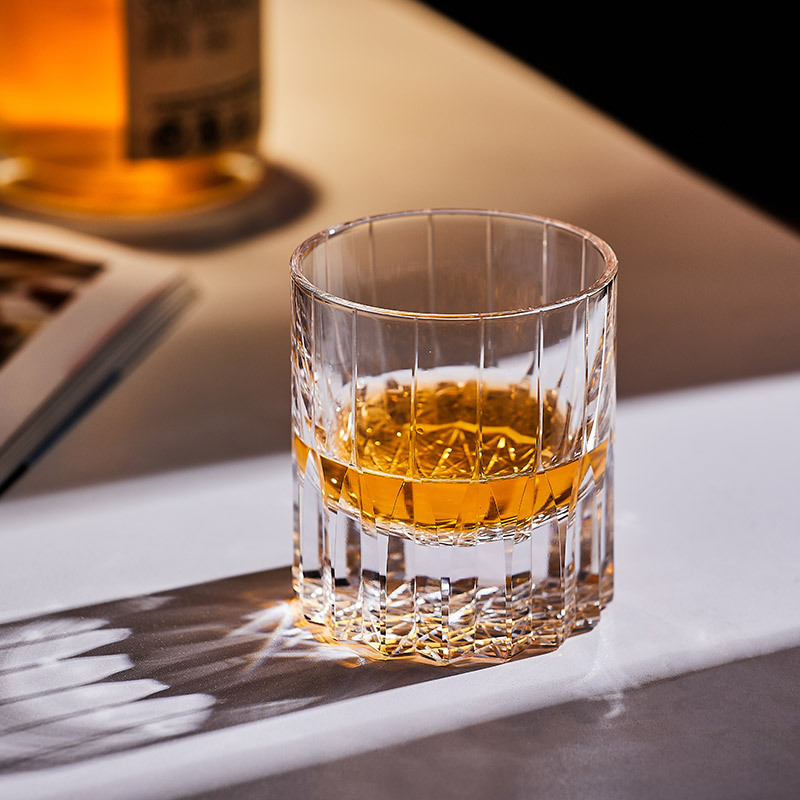 K9 Kristalglas Whiskyglas Hand - Crystal Wine Glass recensie en prijs